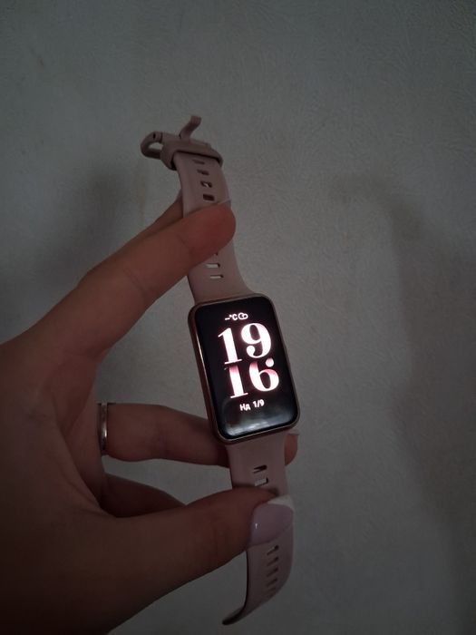 Годинник Huawei Smart Watch