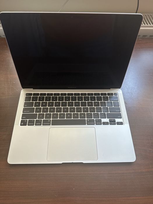 Macbook air 13 m1/8 ram/256 GB