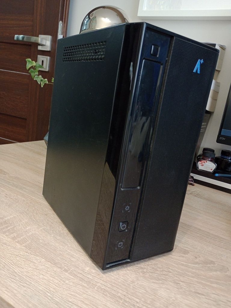 Komputer ITX, i3, 4gb ram