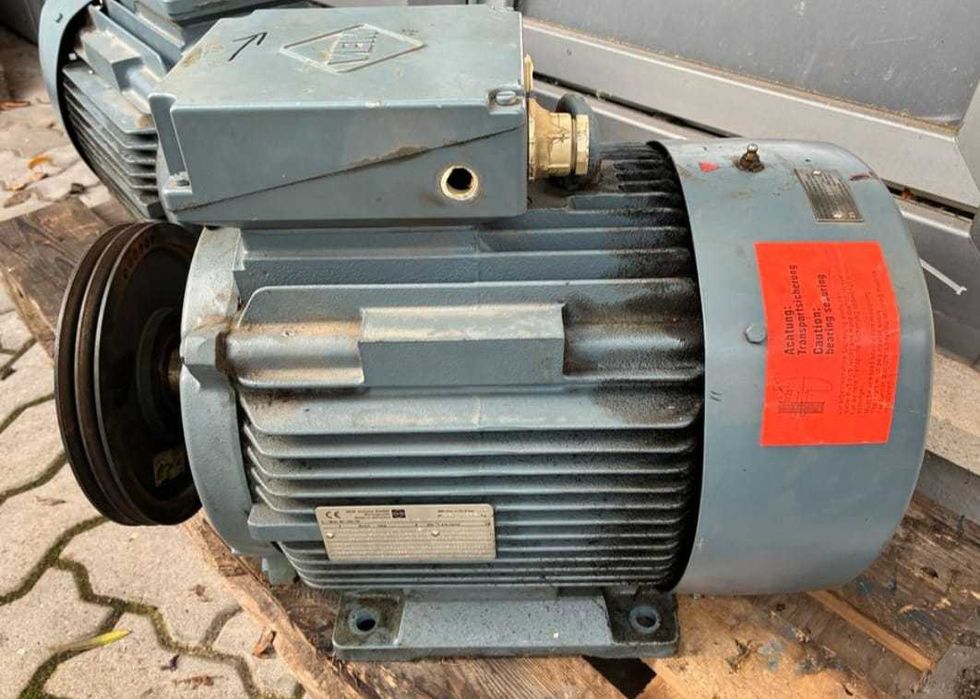 Silnik Elektryczny 15 kW obr 2900 /min   Wysyłka