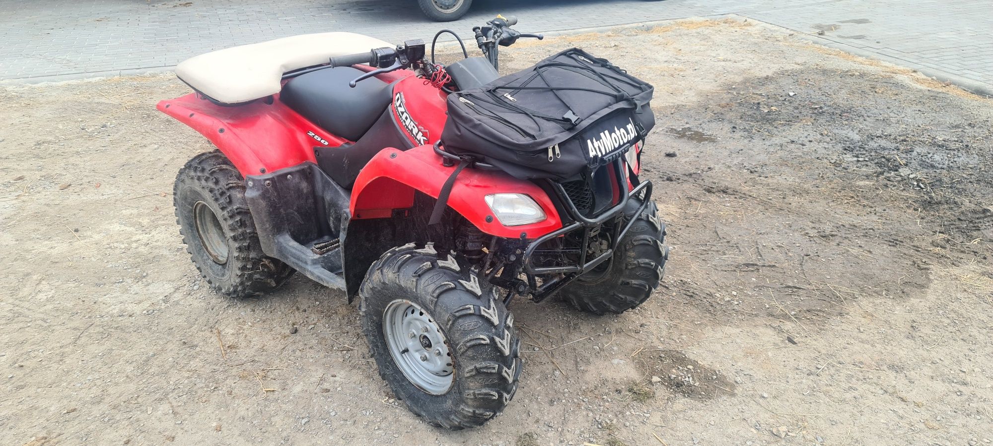 Quad suzuki 250 4t 2x4 w pełni sprawny