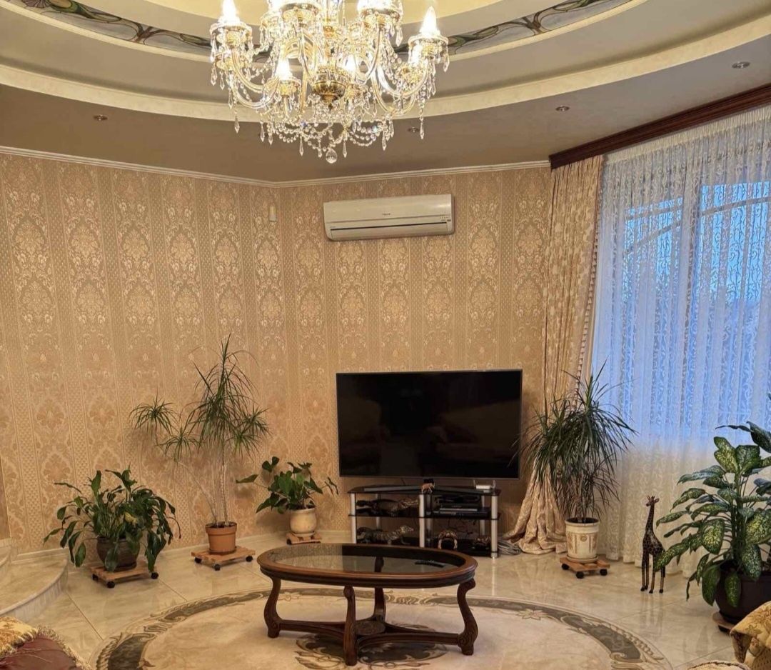 Продається будинок в м. Ужгород