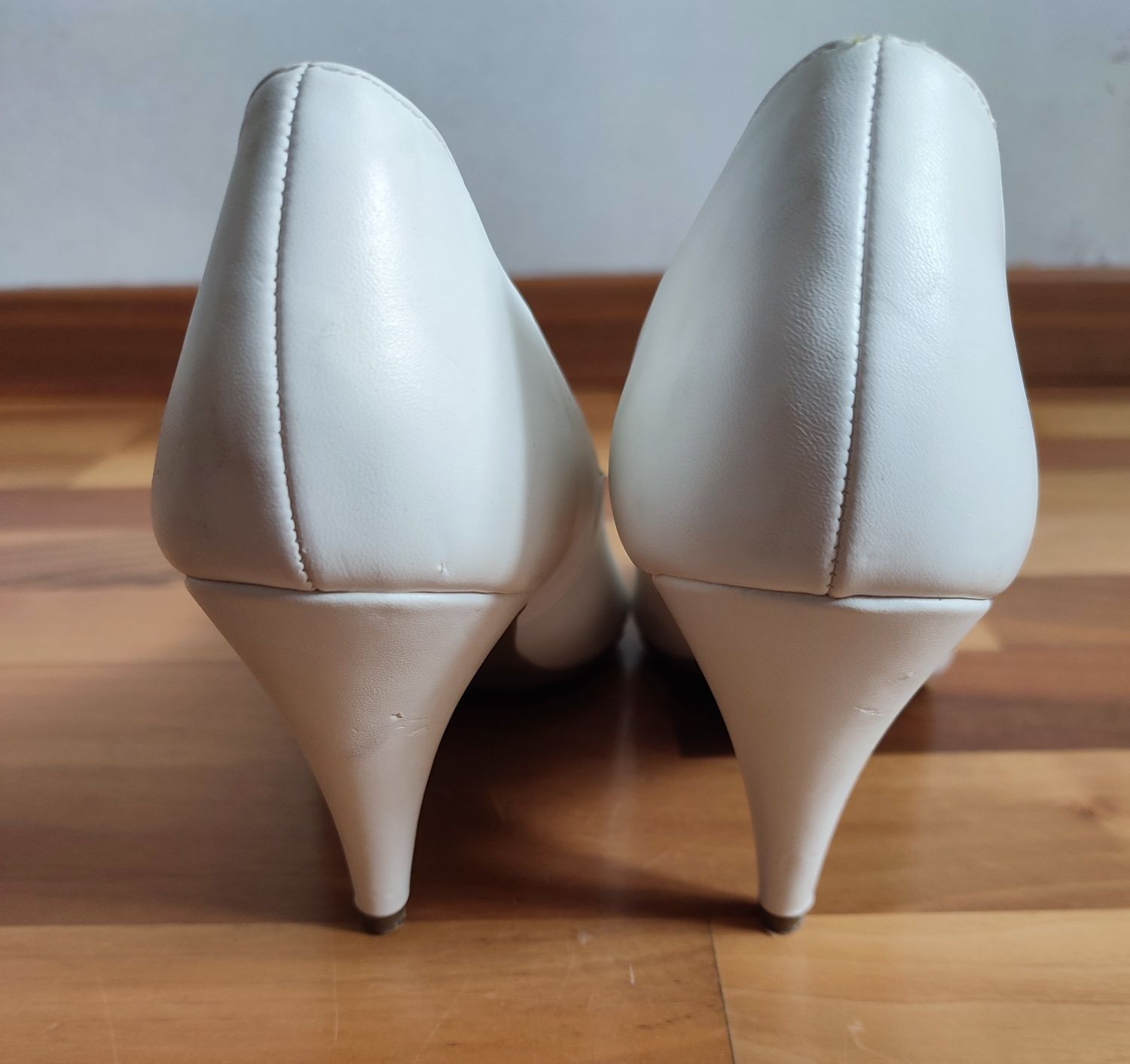 Białe buty ślubne czółenka bez palców bpc r. 40