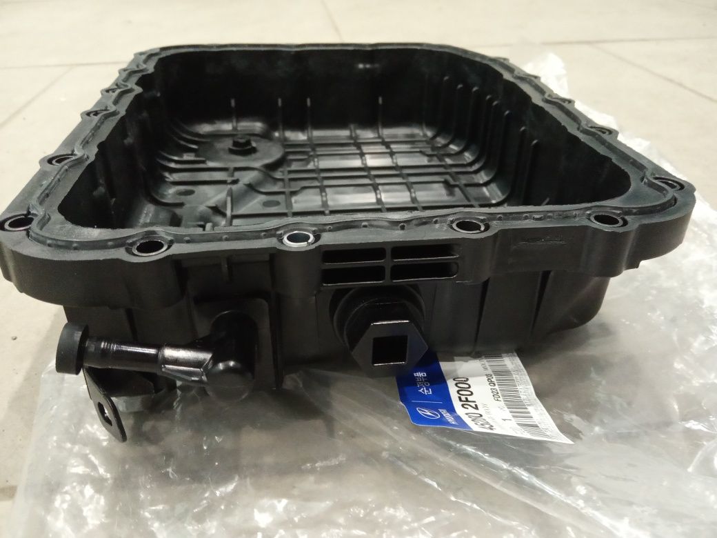 Поддон коробки передач 2.0 автомат Kia Hyundai