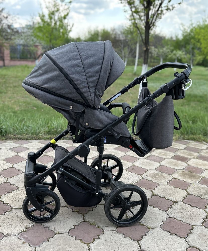 Продам коляску Adamex Porto Light 2 в 1