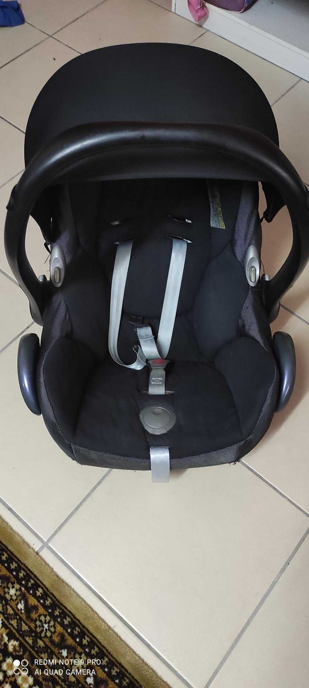 Carrinho Quinny , Ovo e Isofix em excelente estado