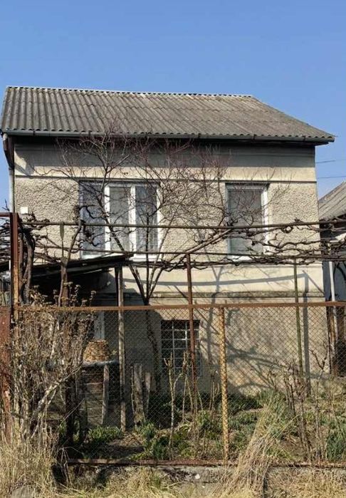 В Продажу Будинок 6,7 км.