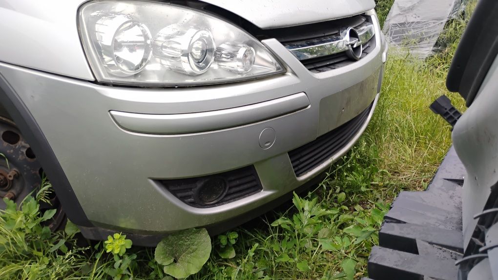 Zderzak przedni opel corsa c kompletny