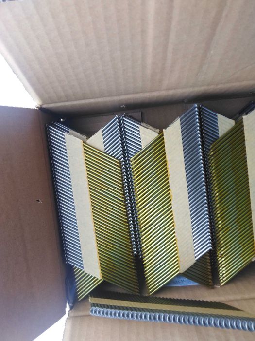 Рейкові цвяхи для нейлера 90 мм 3000 шт.