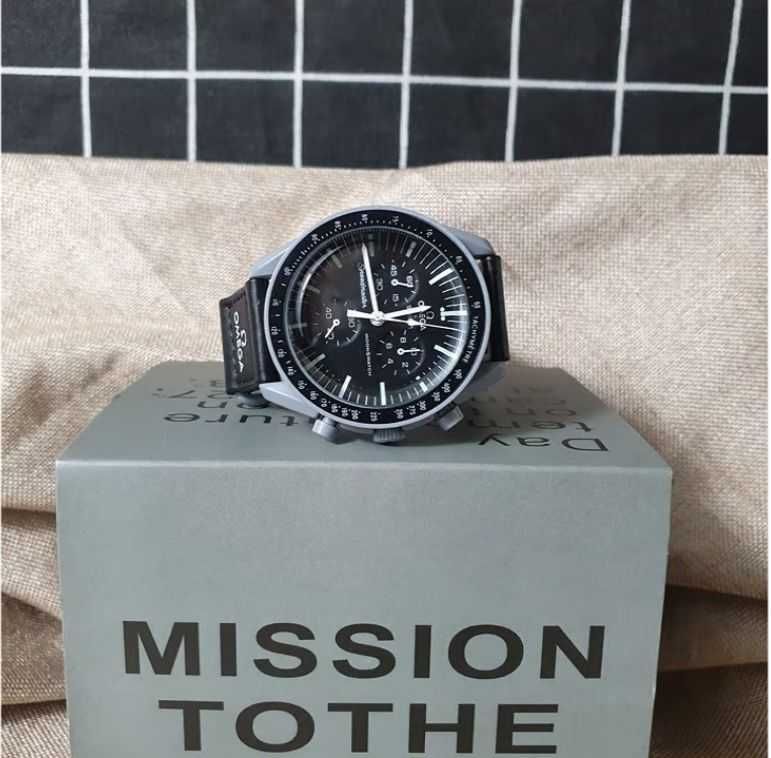 Swatch x Omega Bioceramic Moonswatch Mission to the Moon SO33M100