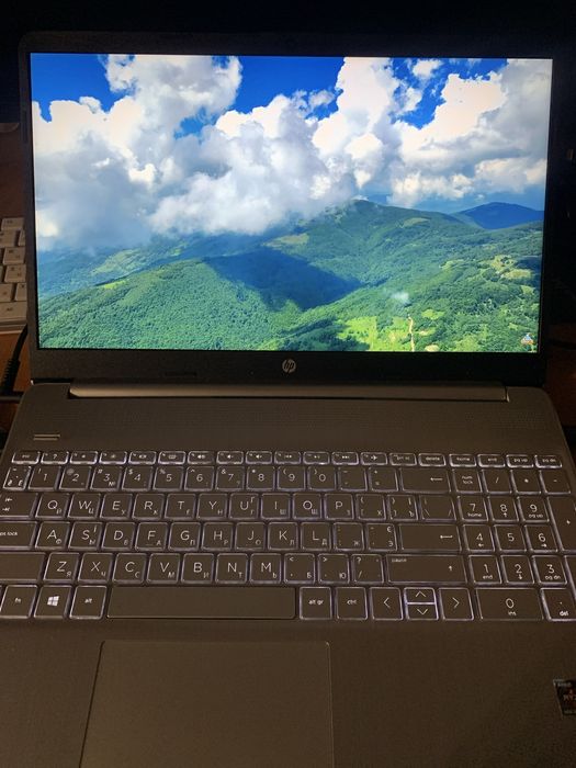 HP 15S Ryzen 5300U/8GB/256GB/IPS