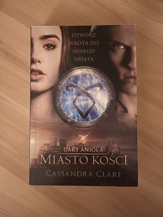 Dary Anioła Miasto Kości - Cassandra Clare