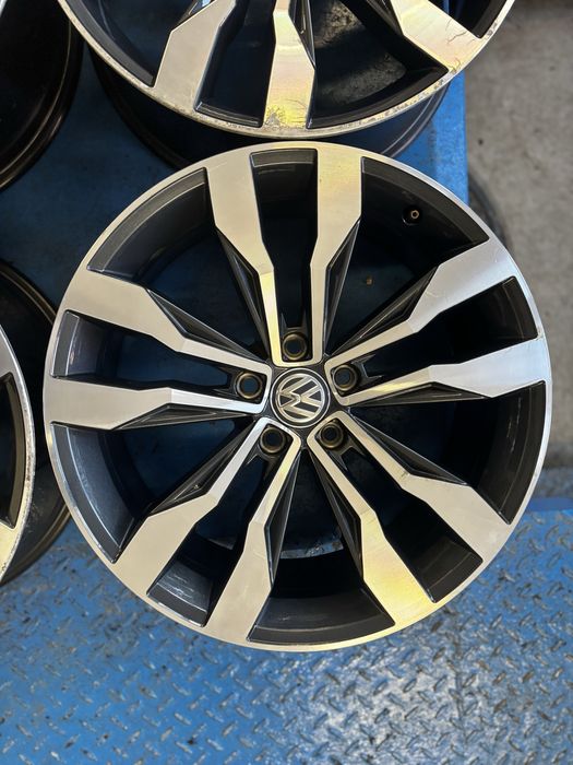 5x112 19 Vw T-ROC R-line SUZUKA 2GA.601.025 f