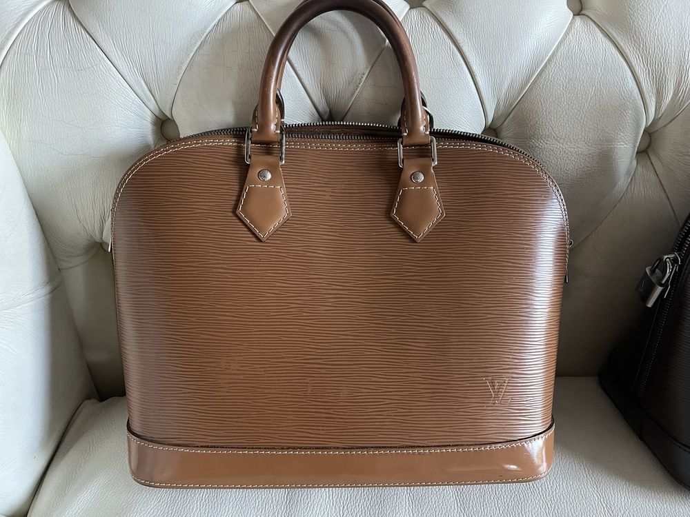 5 malas Louis Vuitton (telas Monograma, Epi, Vernis Montaigne)