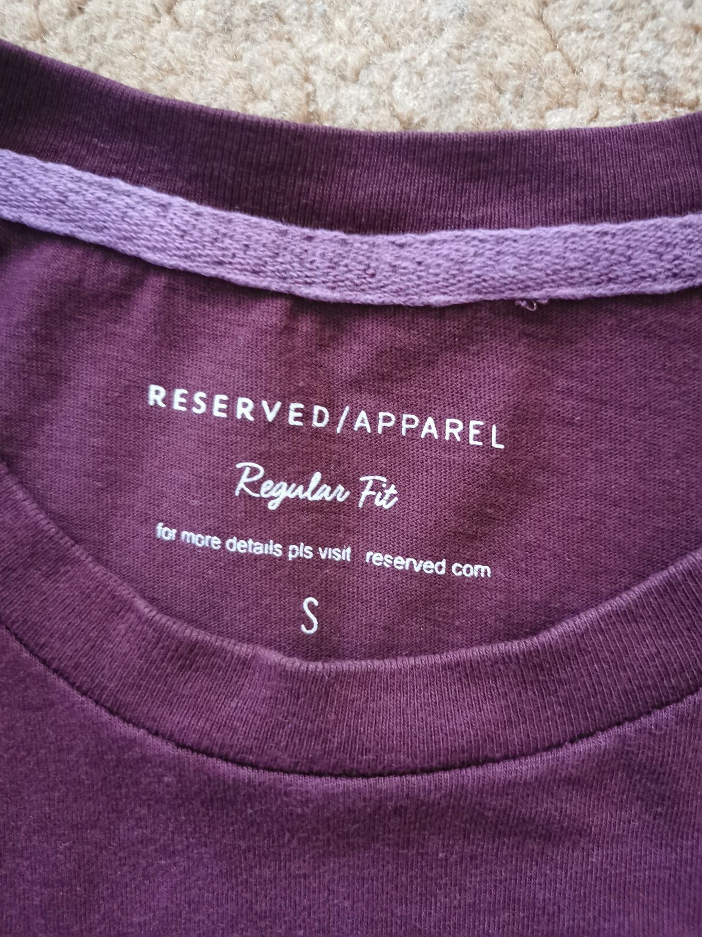 T-shirt S  Reserved