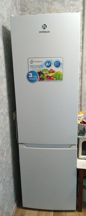 Холодильник 1.80 м.  55×55