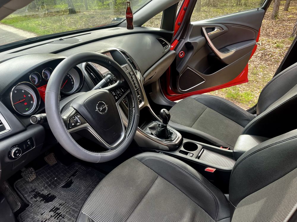 Opel Astra J Cosmo