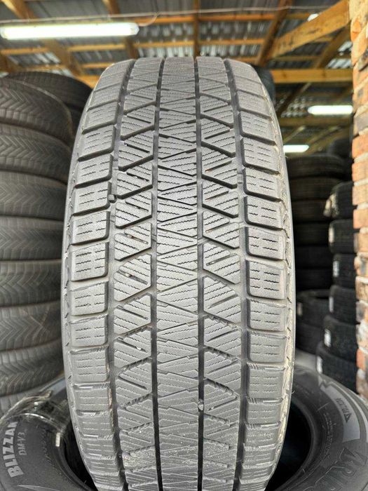 Шини 225/60 R17 BRIDGESTONE BLIZZAK DM-V3 Липучка арктична
