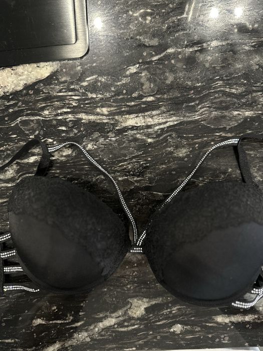 Бюстгальтер з стразами