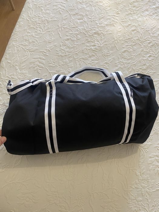 Mala preta desporto Nike NOVA