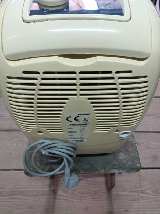 Осушувач повітря вологозбирач вологопоглинач Comfee 10л