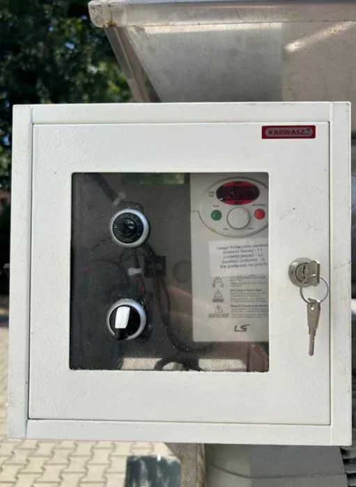 Młyn Muk Sitowy Automatyczny do Mielenia Ziół Przypraw Orzechów Tahini