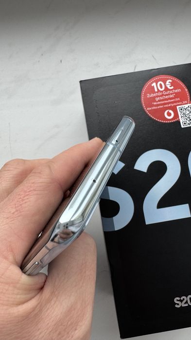 Samsung Galaxy s20 ідеальний стан