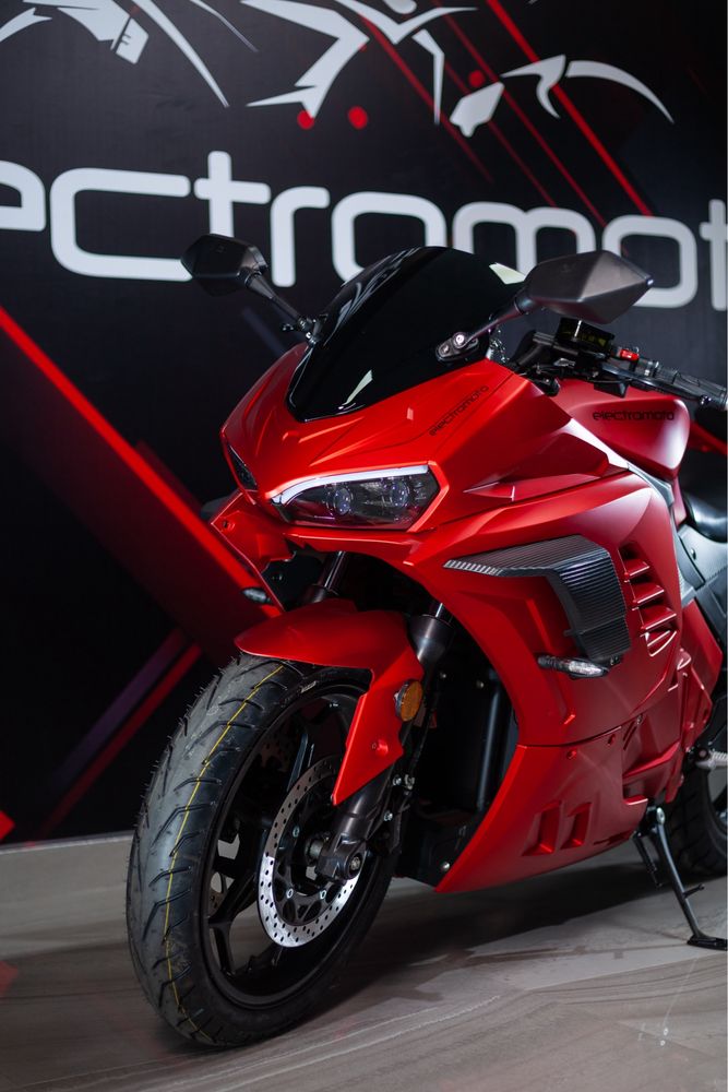 Електромотоцикл Ducati Panigale.  Ланцюг 3000Вт