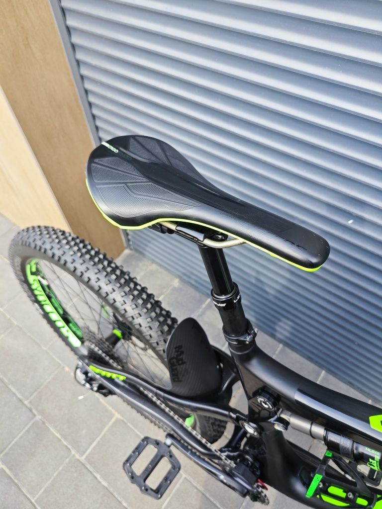 Rower Scott Genius 710 Plus carbon