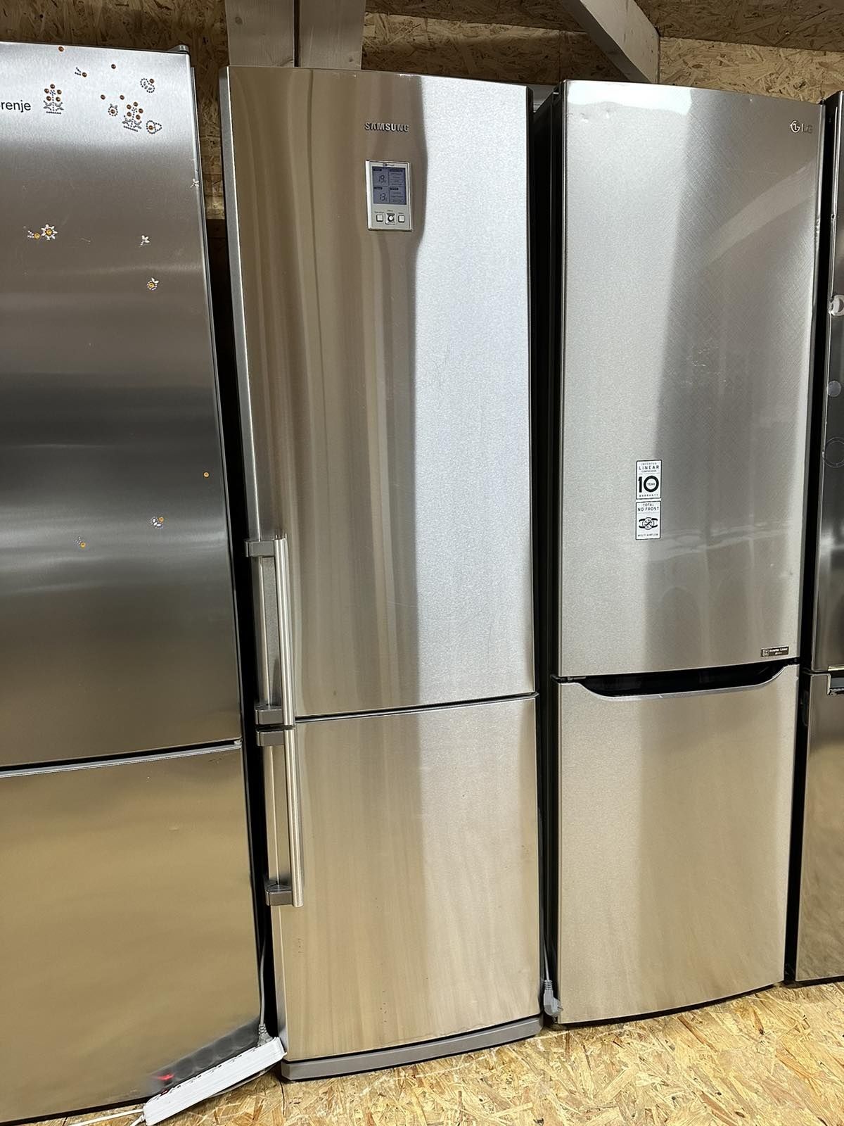 NoFrost Холодильник фірми Samsung, висотою 2метра, з Німеччини