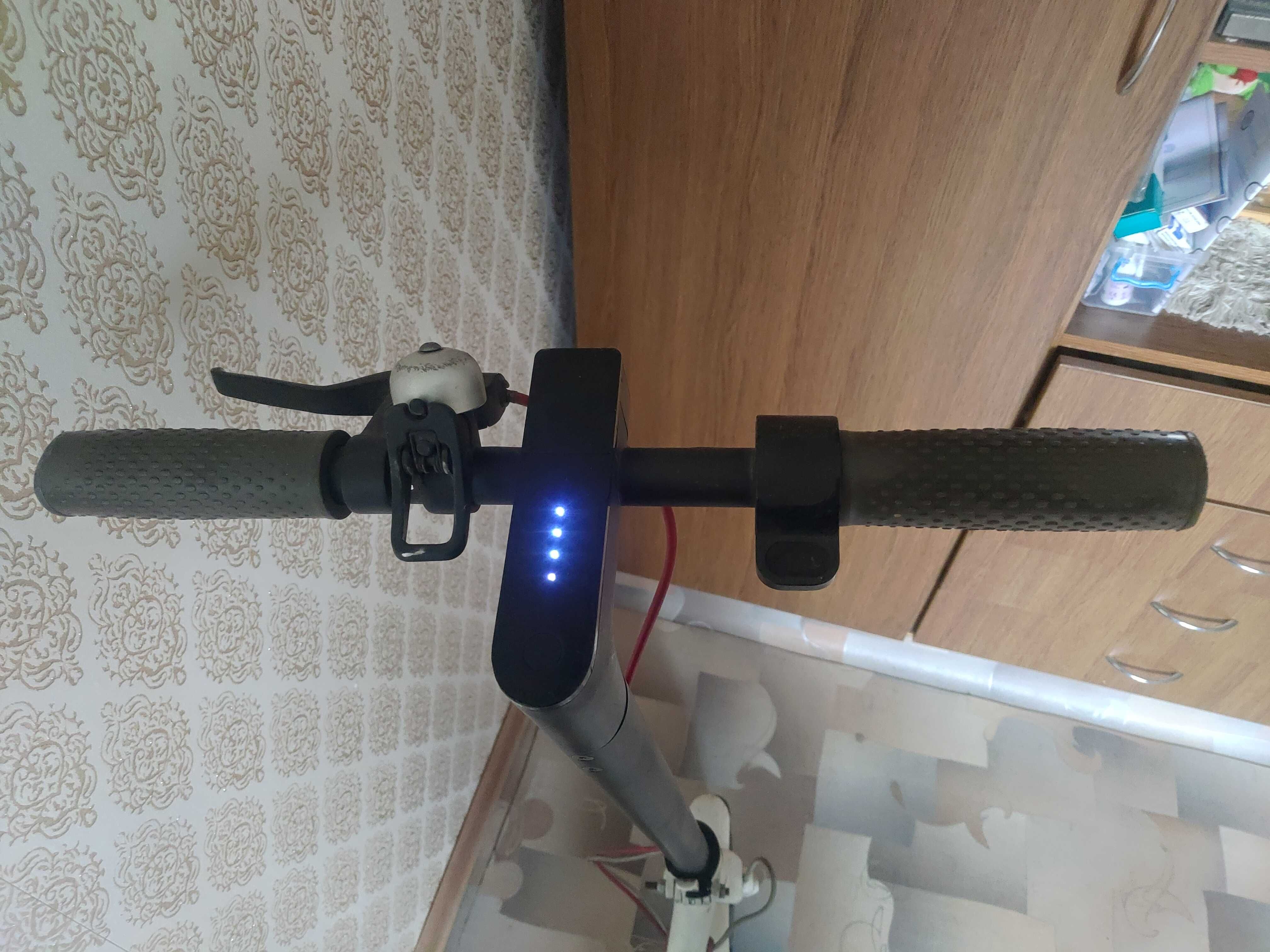 Электросамокат Xiaomi m365