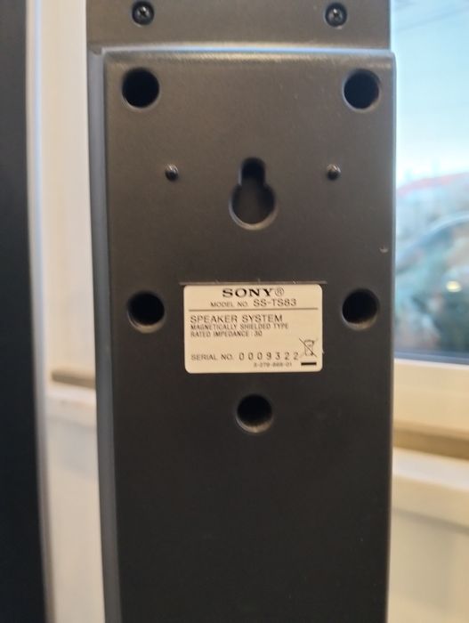 Coluna de som de televisão