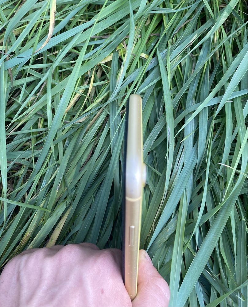 Срочно IPhone XR 64gb