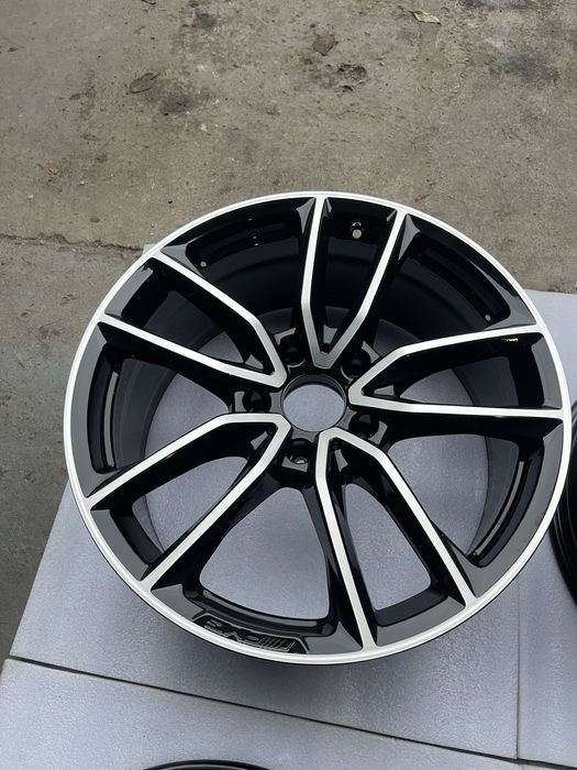 Диски AMG R20 G63 Dia 84,1 Et32 8,5J Склад Осокорки RLX