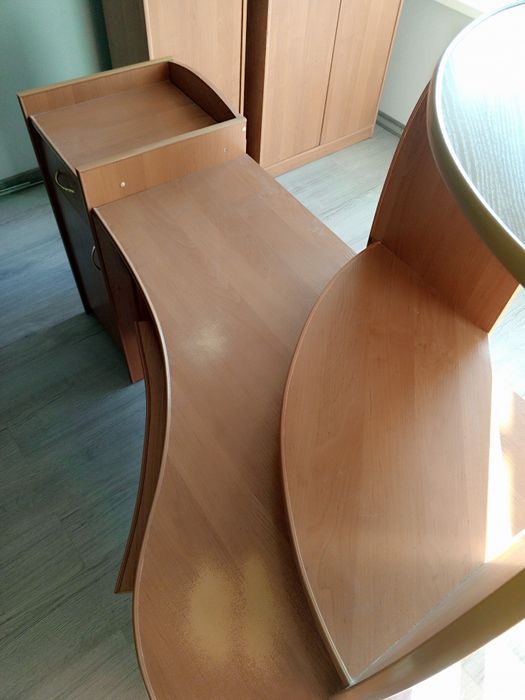 Угловые компьютерные столы