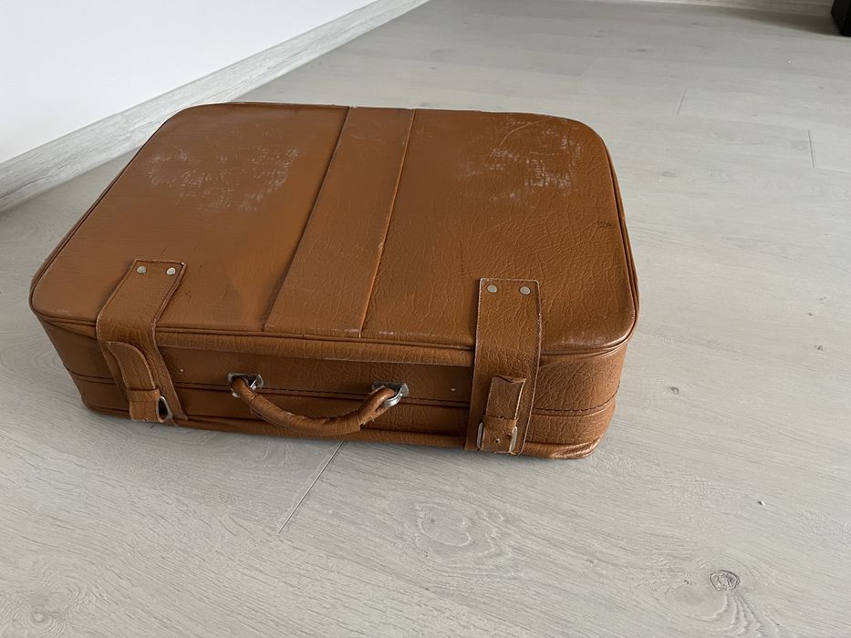 Walizka skórzana retro z 2 kluczykami