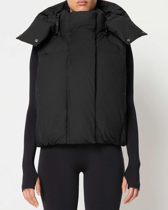 Жилетка KHY Puffer Vest kylie jenner