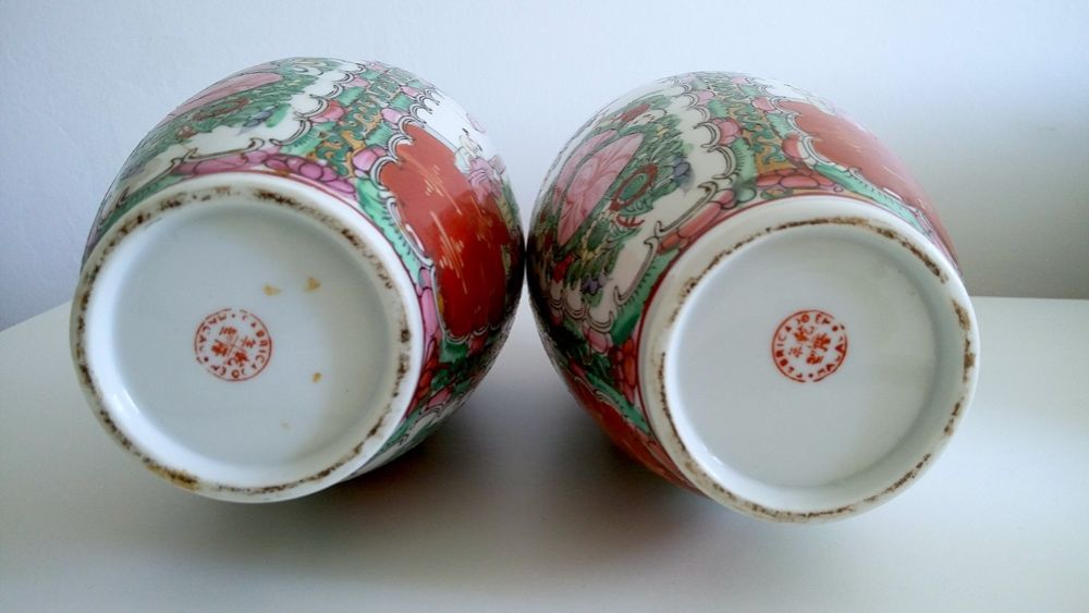 2 Jarras de porcelana Chinesa, Fabricadas em Macau