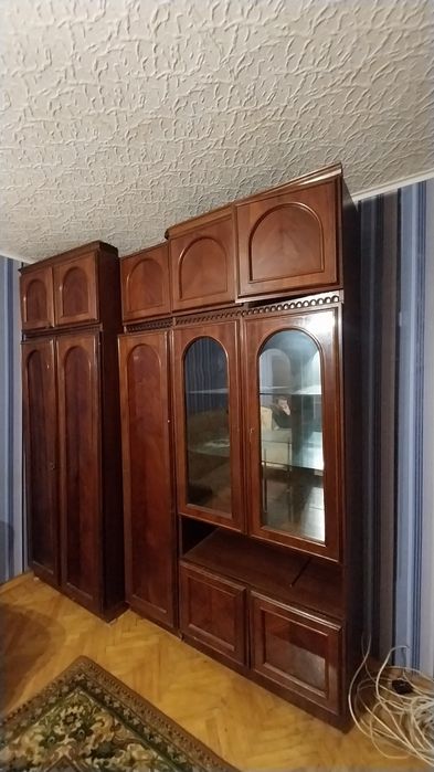 Продам деревянную мебель. Шкаф. Сервант. Тумба. Комод.