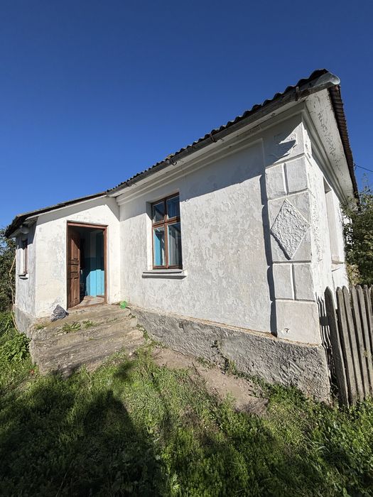Продається будинок в селі Розжалів