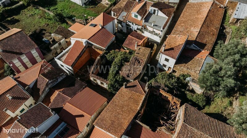 Moradia / Fundão, Castelejo