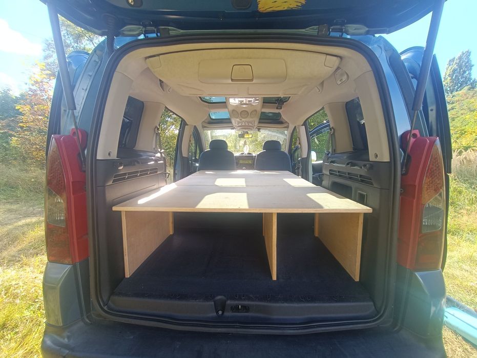 Camper BOX Zabudowa kempingowa TURYSTYCZNA do Berlingo. Partnera