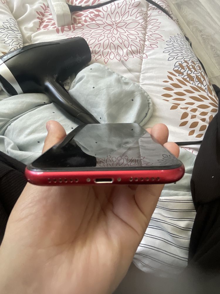 Iphone 11 w idalnym stanie