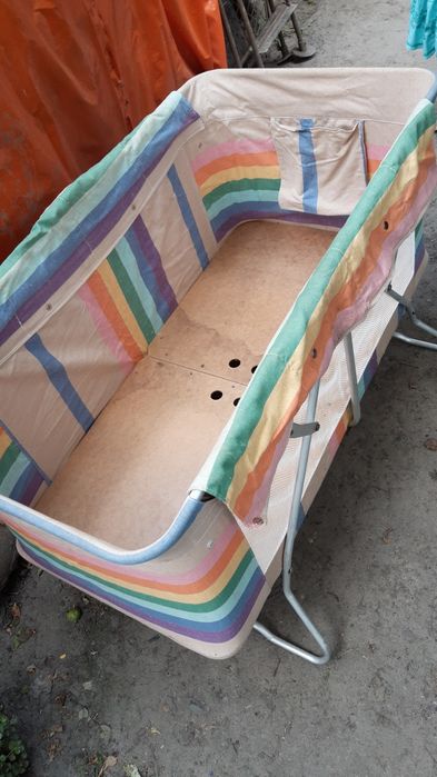 Манеж дитячий ліжечко кровать.