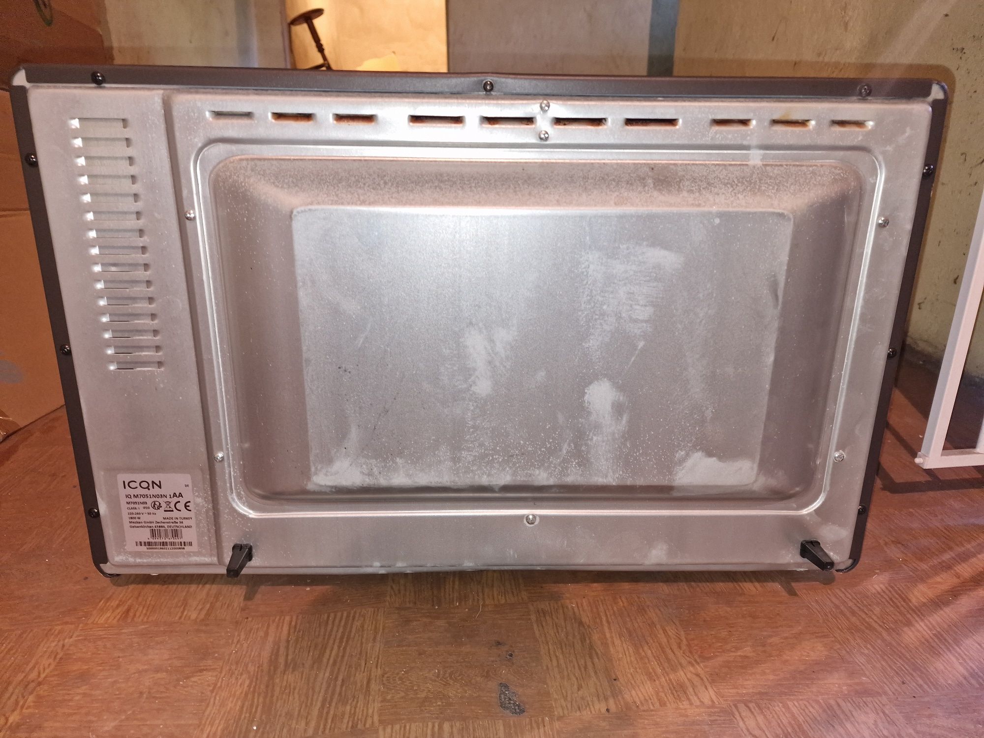 Mini piekarnik ICQN M7051N03 60 L czarny