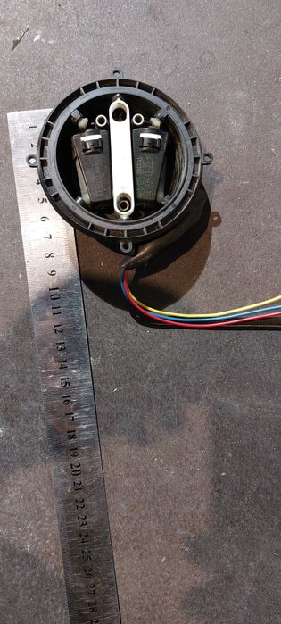 Моторчик електродзеркала Пежо (Peugeot partner 2005)