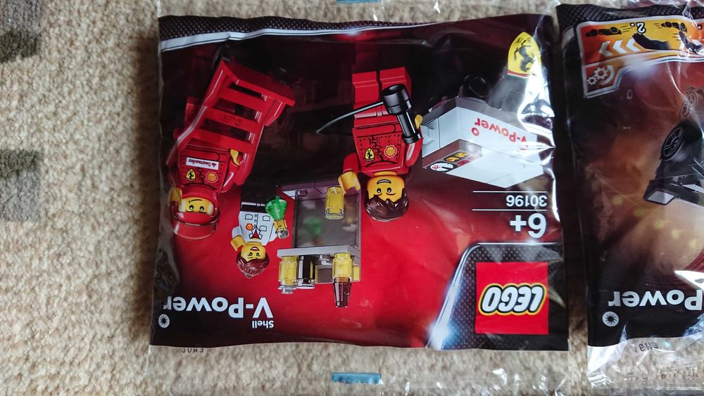 Klocki zestaw kolekcja LEGO Ferrari Shell V-Power 2012