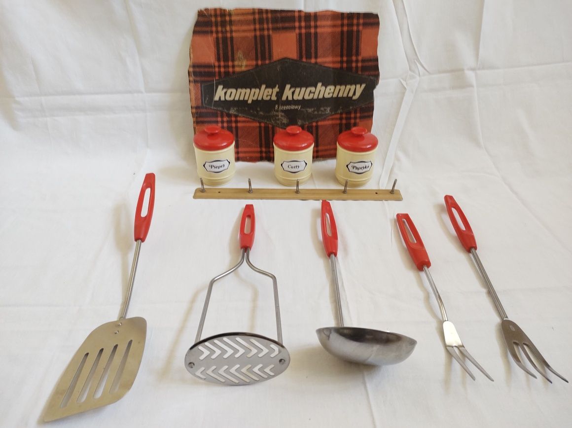 Komplet kuchenny vintage retro PRL  przybory pojemniki na przyprawy