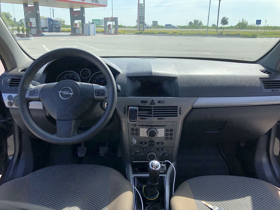 Опель Астра h 1.7 cdti