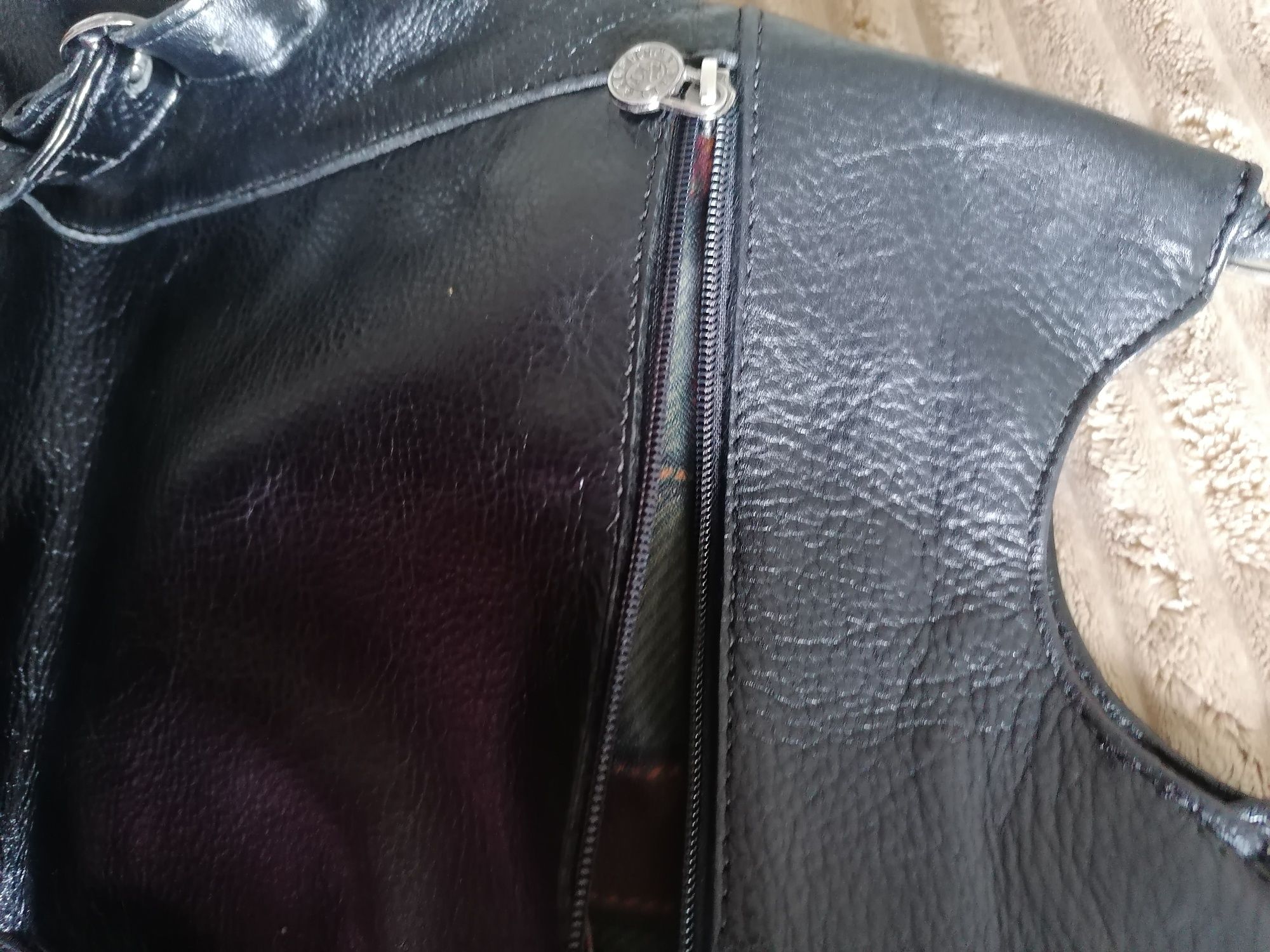 Bolsa em pele preto